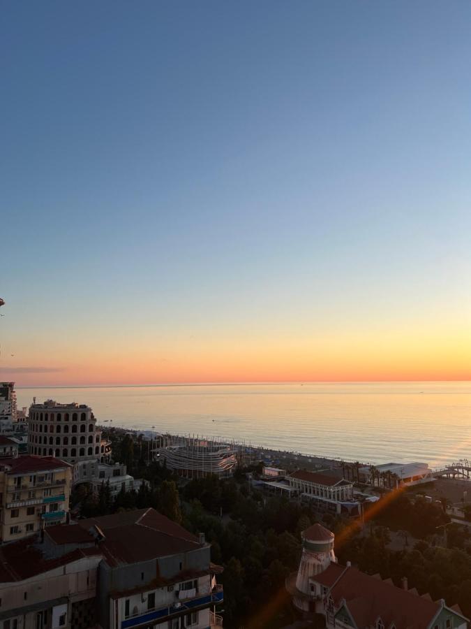 The Best Beach Aparthotel Orbi City Батуми Екстериор снимка