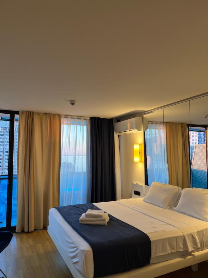 The Best Beach Aparthotel Orbi City Батуми Екстериор снимка