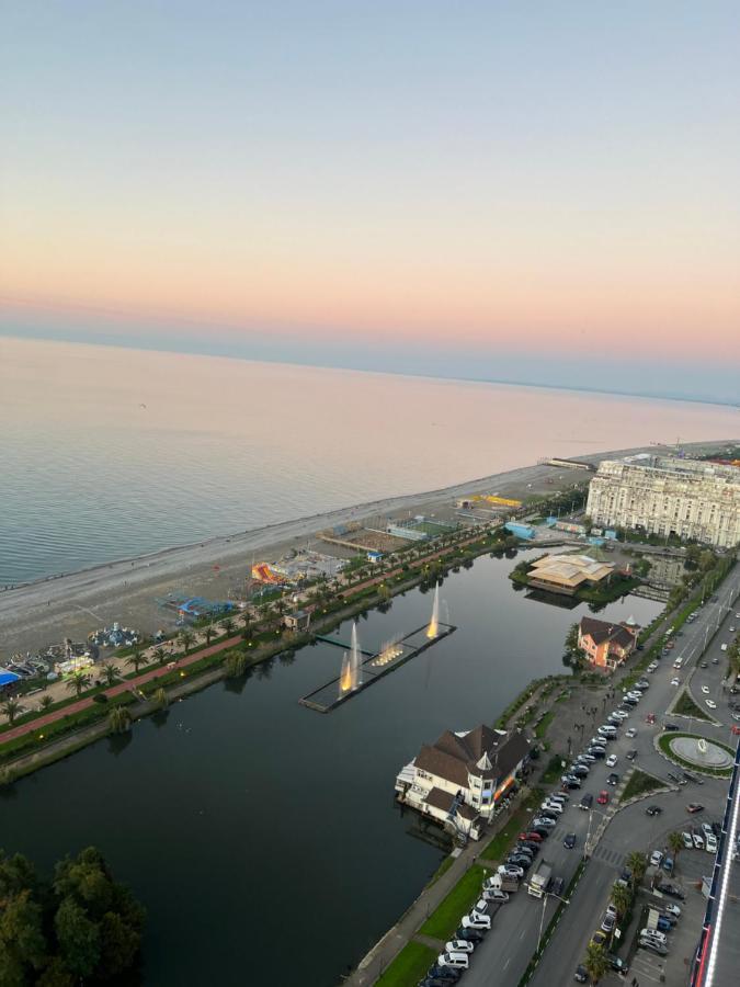 The Best Beach Aparthotel Orbi City Батуми Екстериор снимка