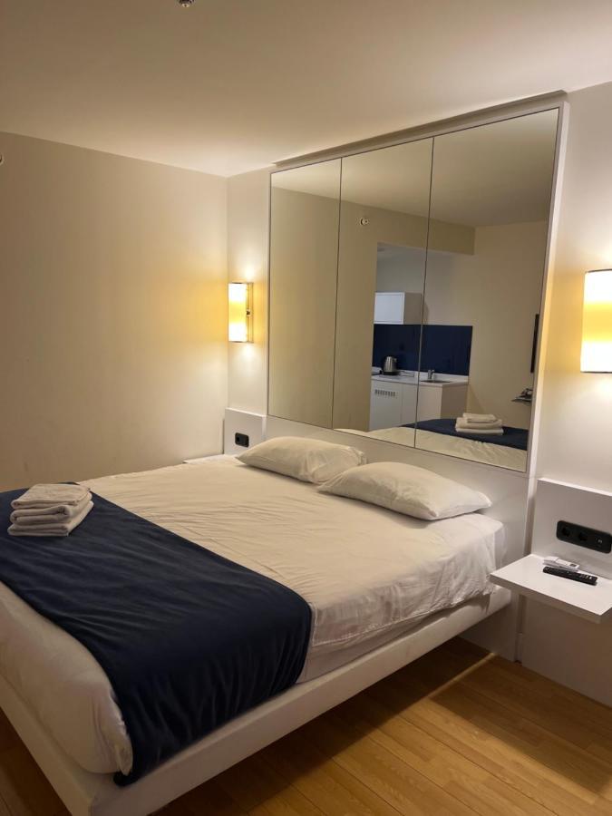 The Best Beach Aparthotel Orbi City Батуми Екстериор снимка